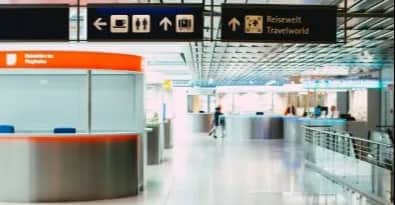 Leerer Flughafen in Deutschland in Corona-Zeiten