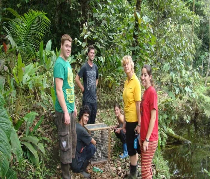 Freiwillige im Amazonas Gebiet, Ecuador
