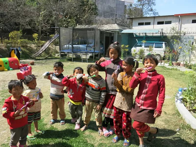 Spielerisches Lernen im Kindergartenprojekt Nepal