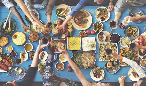 Sollten Gastfamilien ihr Au-Pair zu einer Familieneinladung mitnehmen?