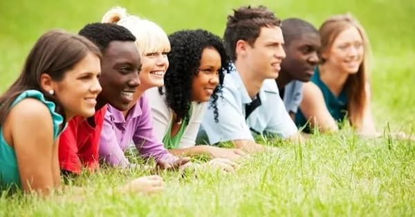 Au-Pairs durch eine Sprachschule im Ausland finden