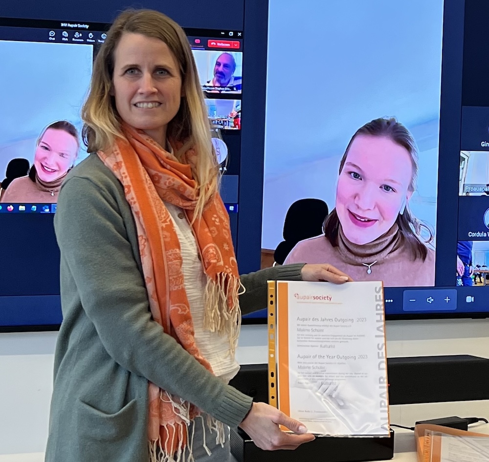Preisverleihung für das Au-Pair des Jahres 2023 an die Malene